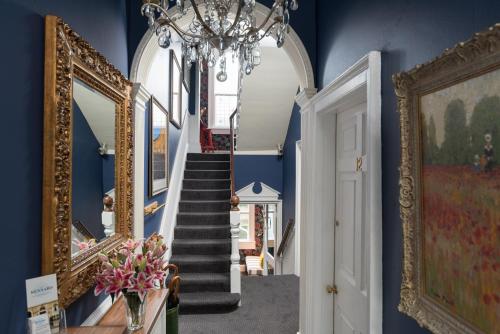The Kennard Boutique Guesthouse - Best Hotels in Bath