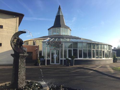 Alona Hotel - Best Parking Hotels in Glasgow