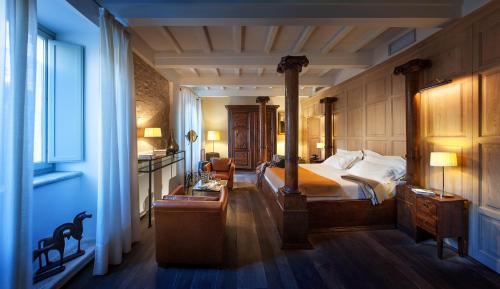Relais & Chateaux Palazzo Seneca - Best Hotels in Umbria