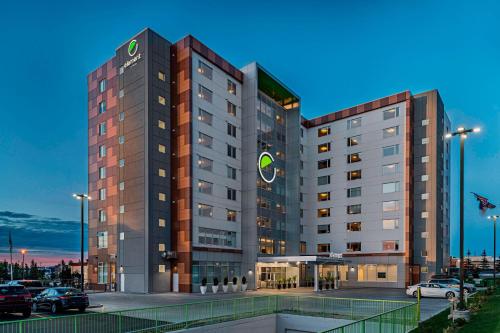 Element Calgary Airport - Best Hotels with Airport Shuttle Service in Calgary