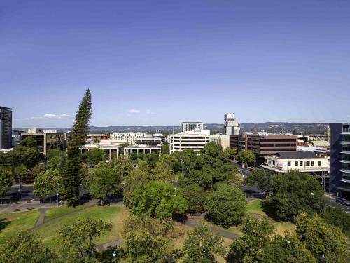 Mantra Hindmarsh Square - Best Business Hotels in Adelaide