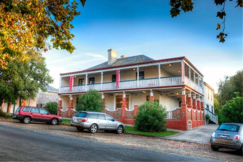 Athelstane House - Affordable Hotels in Victoria