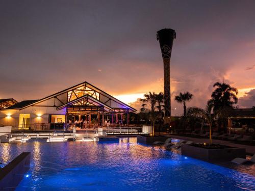 Mercure Darwin Airport Resort - Best Hotels with Airport Shuttle Service in Australia