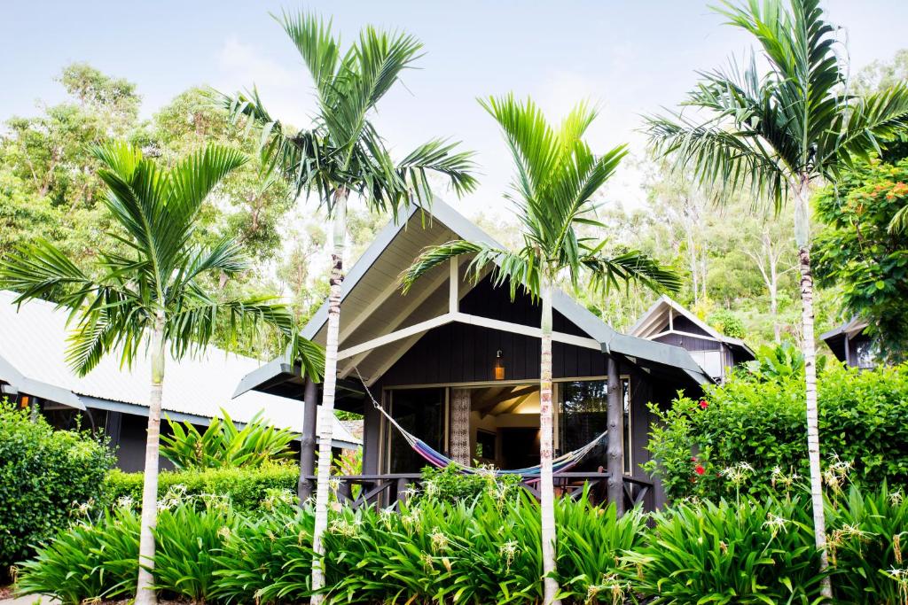 Palm Bungalows - Best Hotels in Great Barrier Reef