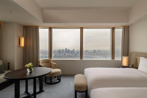 Park Hyatt Tokyo - Hotels with Pools in Tokyo