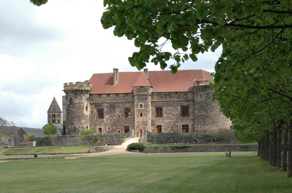 Château Royal de Saint Saturnin - Les Collectionneurs - Best Hotels in Auvergne