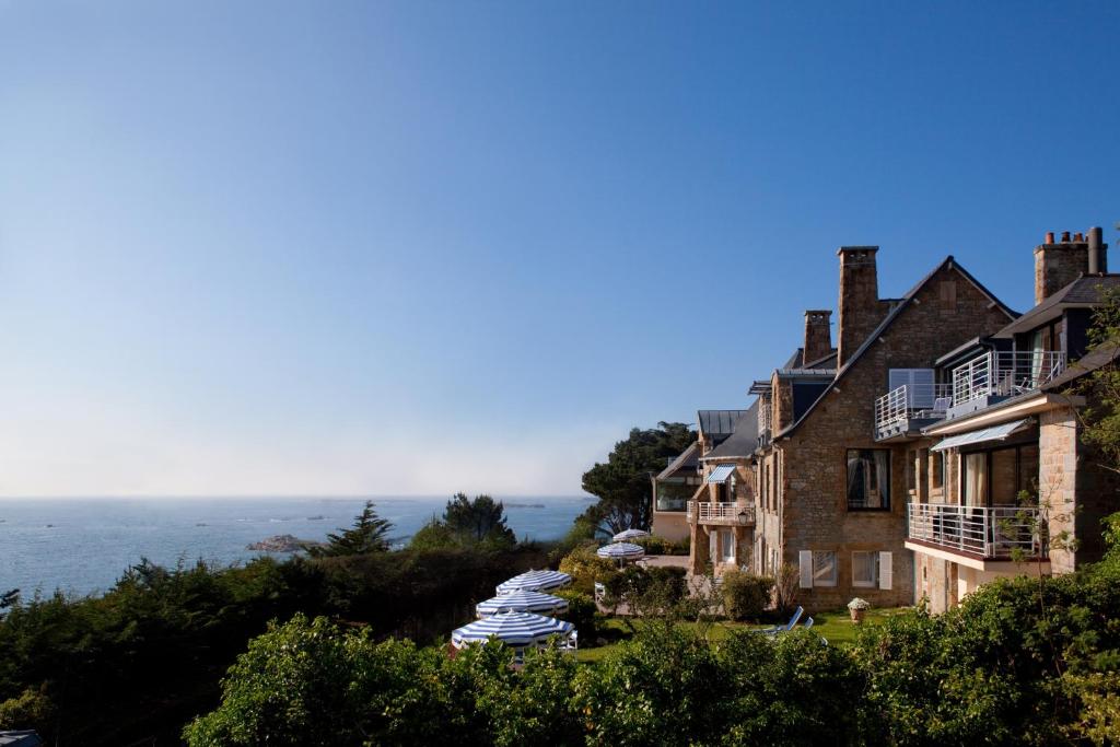 Manoir de Lan Kérellec - Best Hotels in Brittany by Sea
