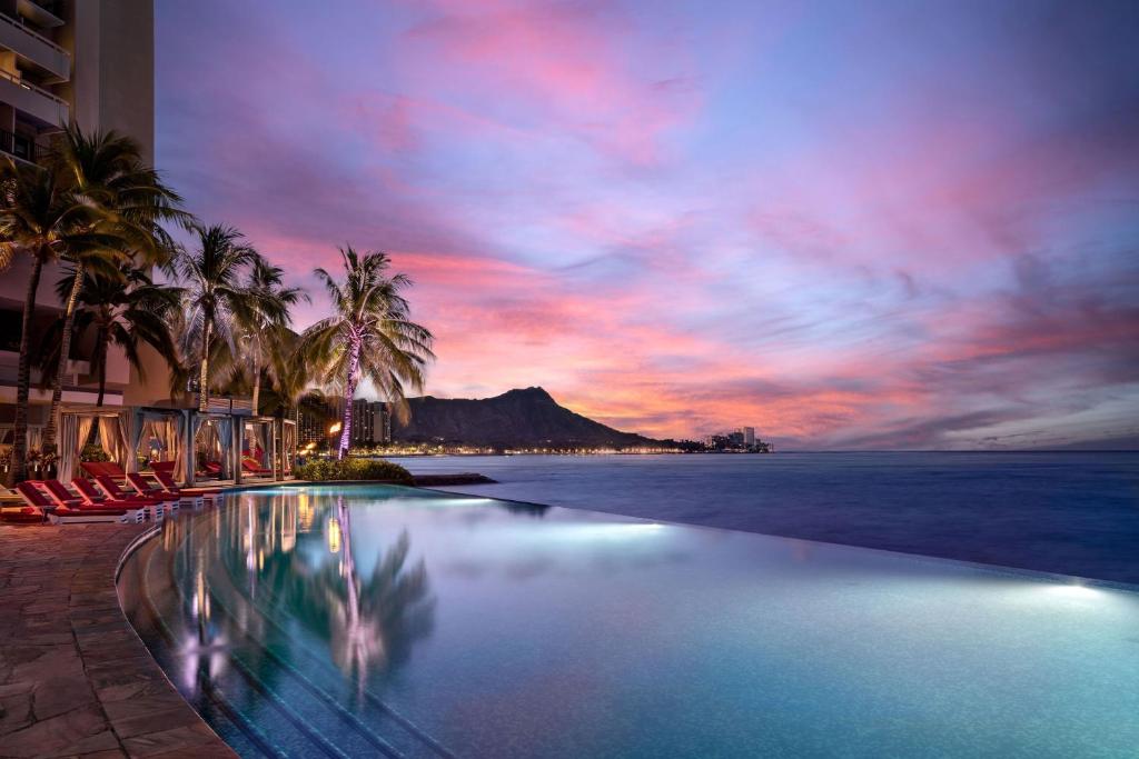 Sheraton Waikiki Beach Resort - Best Beach Hotels in Honolulu - Oahu, HI