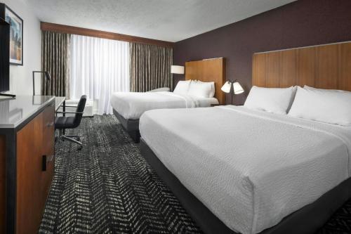 Four Points by Sheraton Kansas City Airport - Best Hotels in Kansas City, MO