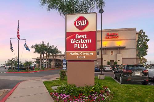 Best Western Plus Marina Gateway Hotel - Best Pool Hotels in San Diego, CA
