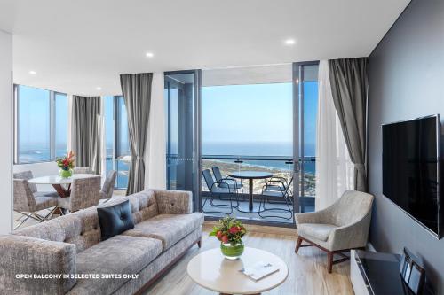 Meriton Suites Southport - Best Hotels in Queensland