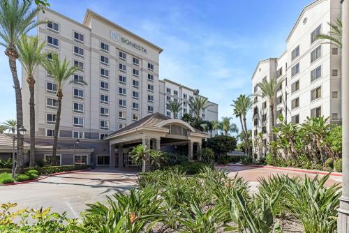 Sonesta Anaheim Resort Area - Best Pool Hotels in Anaheim-Disneyland, CA