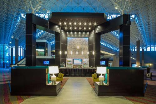 DoubleTree by Hilton Austin Northwest - Arboretum - Best Business Hotels in Austin, TX