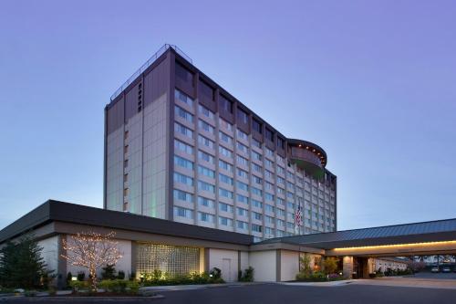 Skybridge Seattle Airport Hotel - Best Pet-Friendly Hotels in SeaTac, WA