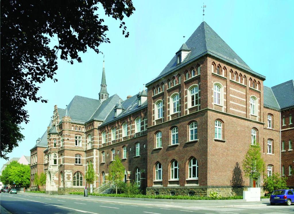 Collegium Leoninum - Best Hotels in Bonn