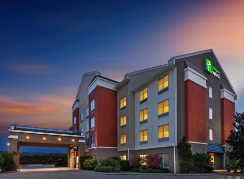 Holiday Inn Express New Orleans East, an IHG Hotel