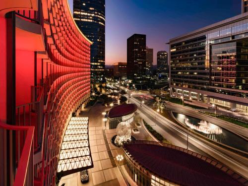 Fairmont Century Plaza Los Angeles at Beverly Hills - Los Angeles Hotels with Views
