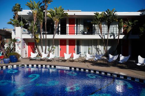 Phoenix Hotel - Best Pet Friendly Hotels in San Francisco