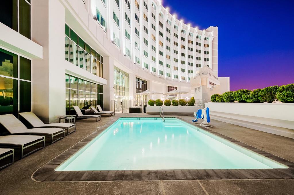 The Commerce Casino & Hotel - Best Spa Hotels in Los Angeles, CA
