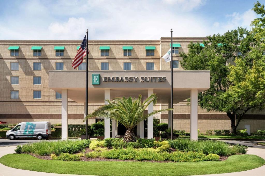 Embassy Suites Brunswick - Best Embassy Suites by Hilton Hotels in Georgia