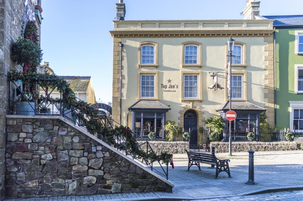 Top Joe's Townhouse - Best Hotels in Narberth