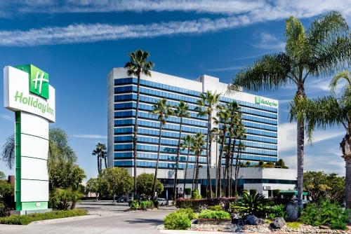 Holiday Inn Los Angeles Gateway-Torrance by IHG - Best Pool Hotels in Los Angeles, CA