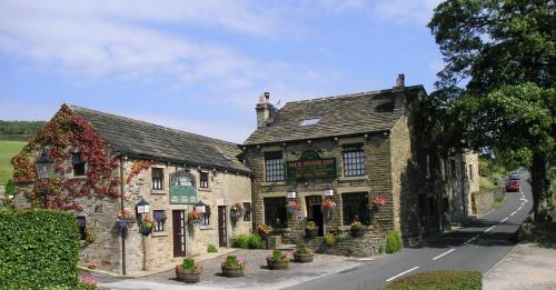 Pack Horse Inn - New Mills - Best Hotels in Cheshire