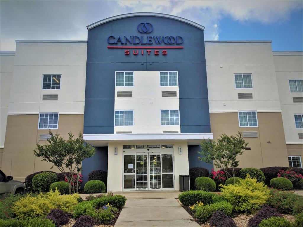 Candlewood Suites Macon by IHG - Best Business Hotels in Macon, GA