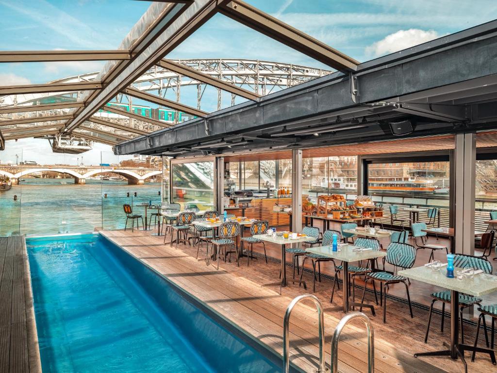 Hotel OFF Paris Seine - Chic Paris Hotels