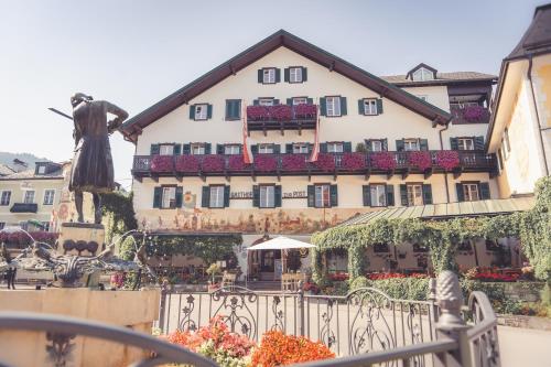 Hotel Gasthof zur Post - Best Beach Hotels in Salzburg