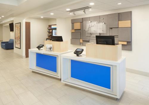 Holiday Inn Express Boca Raton - West by IHG - Best Parking Hotels in Boca Raton, FL