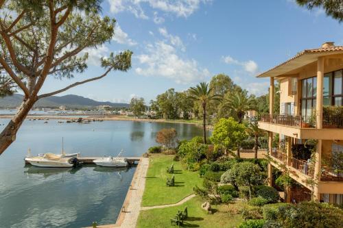 Casa Santini x Roc Seven - Best Parking Hotels in Porto-Vecchio