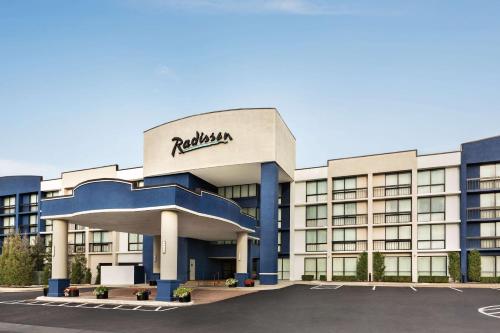 suite hotels in Lenexa