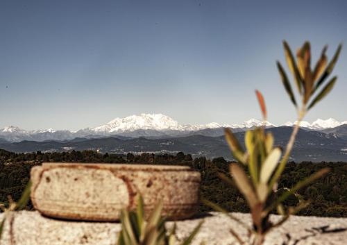 Hotel Locanda Dei Mai Intees - Best Hotels in Lake Maggiore