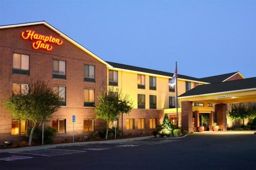 Hampton Inn Medford - Best Parking Hotels in Medford, OR