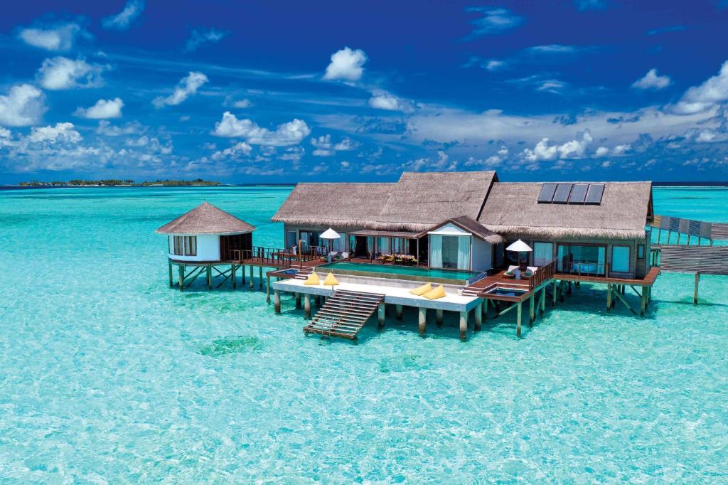 OZEN LIFE MAADHOO - Luxury All Inclusive with Free Transfers - Best Hotels in Maldives