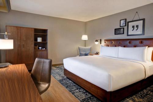Four Points by Sheraton Boston Newton - Best Hotels in Cambridge, MA