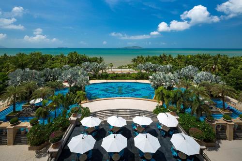Crowne Plaza Resort Sanya Bay by IHG - Best Parking Hotels in China