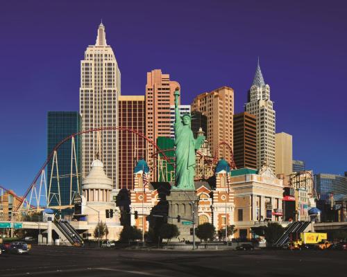 New York-New York - Las Vegas Hotels with Pools
