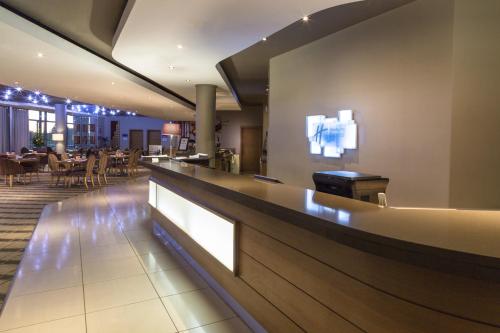 Holiday Inn Express Sandton-Woodmead by IHG - Best Hotels with Free Breakfast in Johannesburg