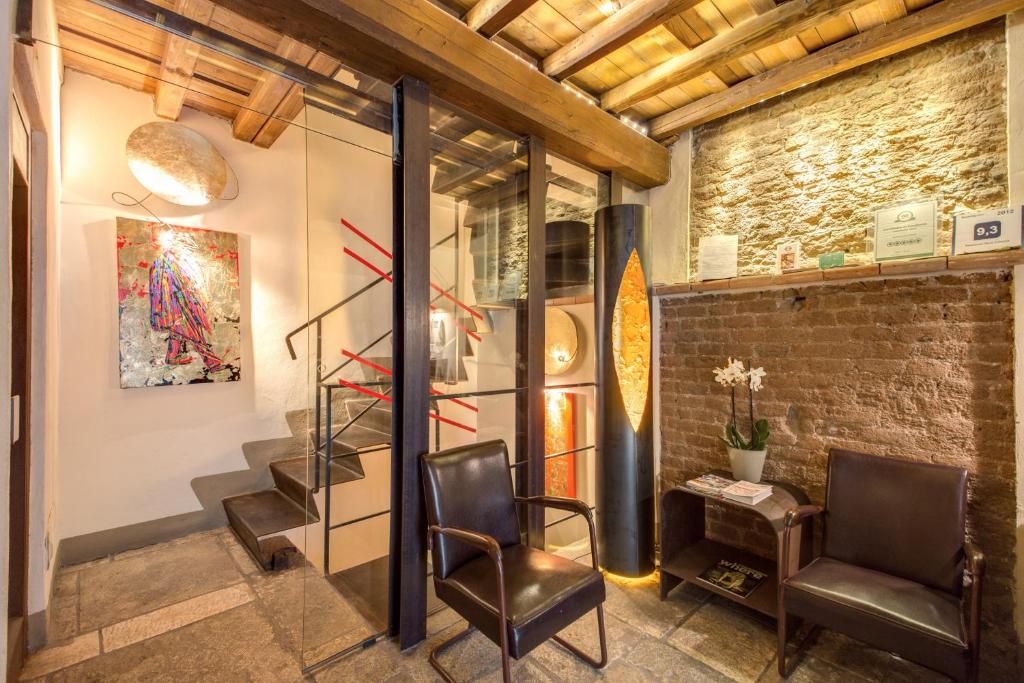 Residenza Torre Colonna - Hotels with the Best Views in Rome