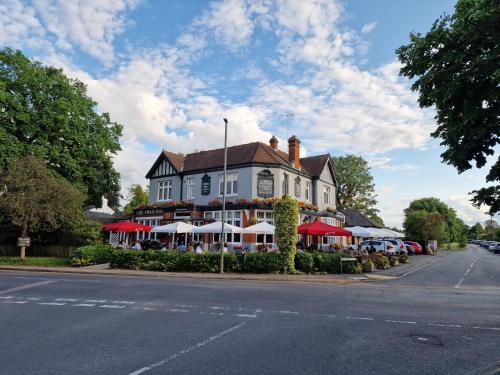 José Pizarro The Swan Inn - Best Hotels in Surrey