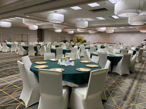 Holiday Inn Baton Rouge-South by IHG - Best Fitness Hotels in Baton Rouge, LA