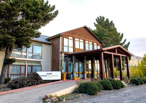 Cerro Calafate Hotel - Best Parking Hotels in Argentine Patagonia