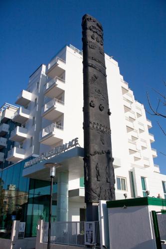 Hotel Alexander Museum Palace - Best Hotels in Le Marche