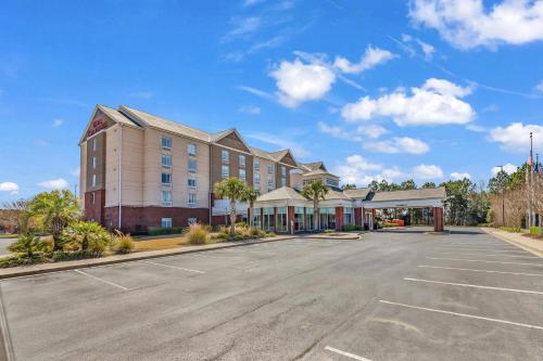 Hilton Garden Inn Myrtle Beach/Coastal Grand Mall - Best Hotels with Airport Shuttle Service in South Carolina