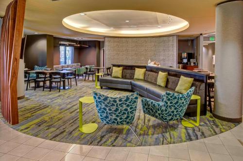 SpringHill Suites by Marriott Naples - Best Hotels with Free Breakfast in Naples, FL
