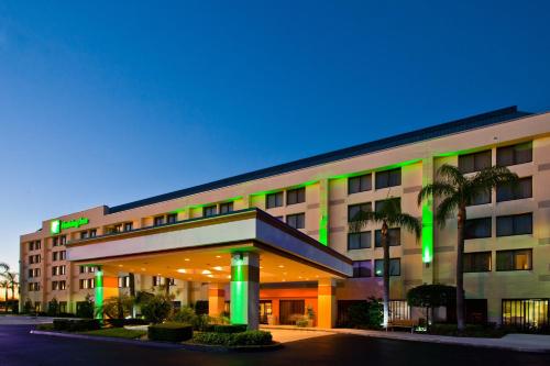 hotels with suites in Vero Beach