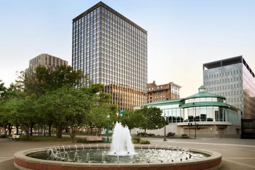InterContinental St. Paul Riverfront by IHG - Best Business Hotels in Minneapolis - St. Paul, MN