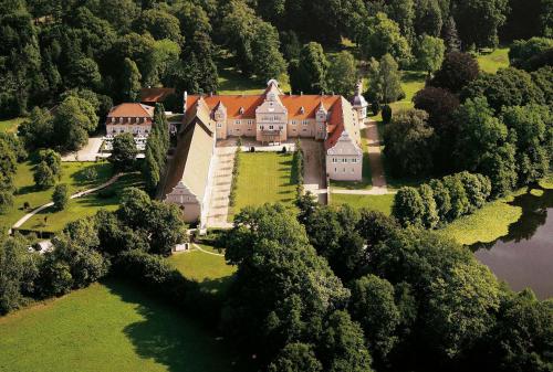 Hotel Jagdschloss Kranichstein - Best Hotels in Hesse